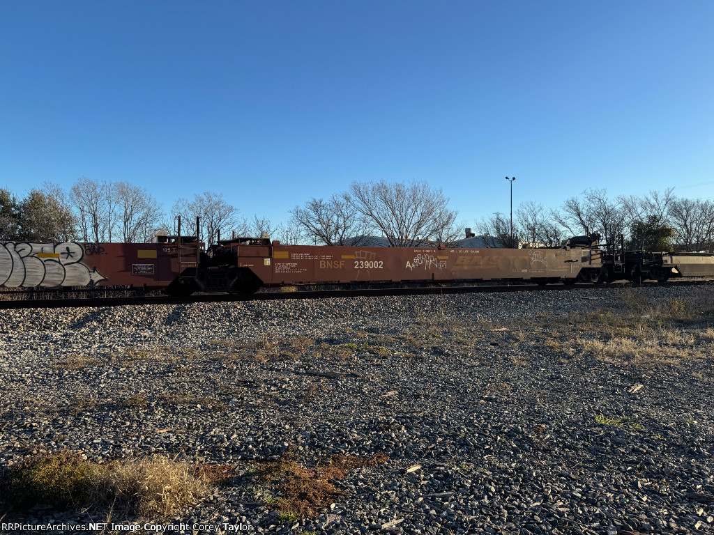 BNSF 239002